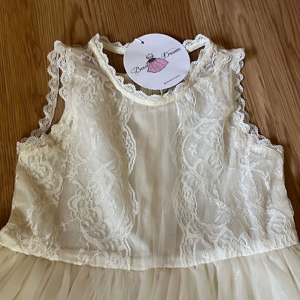 Beautiful Girls NWT Size 8 Dress - Picture 2 of 5